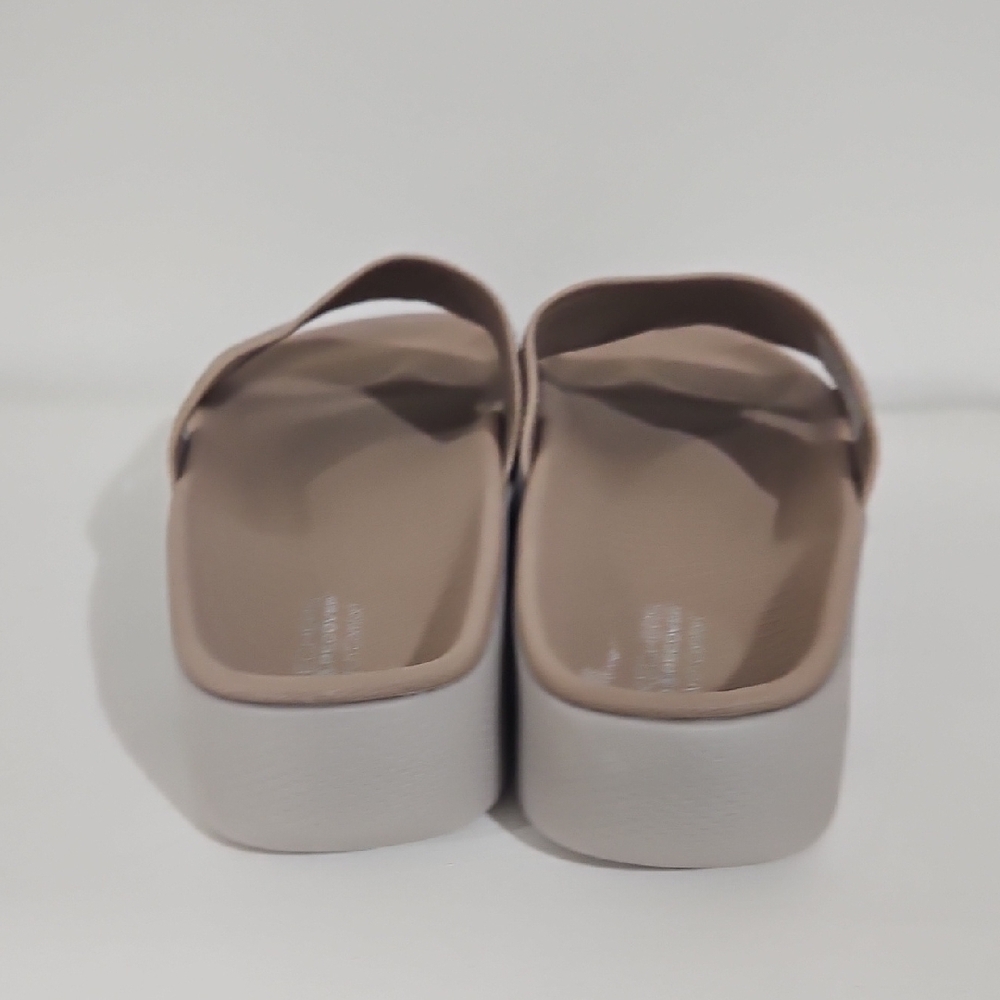 NWOT Skechers Massage Fit Revive - Roxie. Women's - Picture 4 of 10